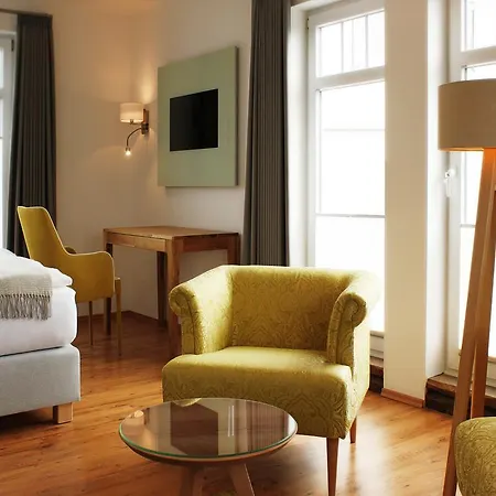 Apartments Im Chateau D'Esprit Höhr-Grenzhausen Zimmer foto
