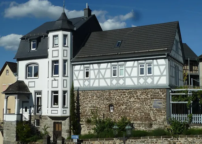 Apartments Im Chateau D\'Esprit